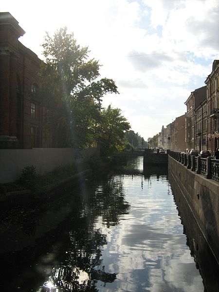 View of the Kryukov Canal. Author: Ксения Чистюлина CC BY-SA 3.0