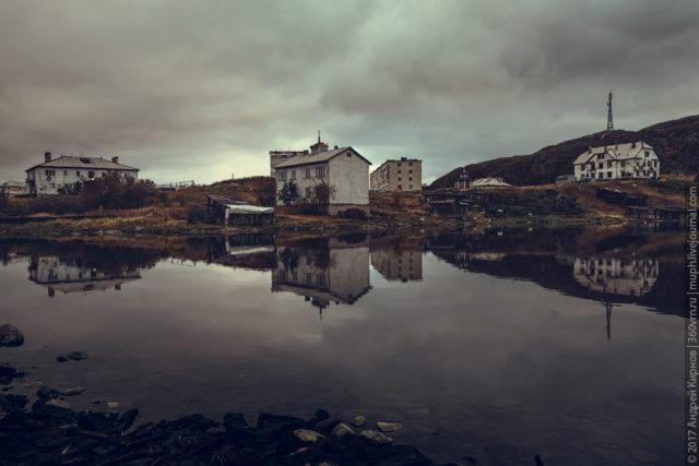 Some of the few buildings in Teriberka which are still being used by people. ©Andrey Kirnov