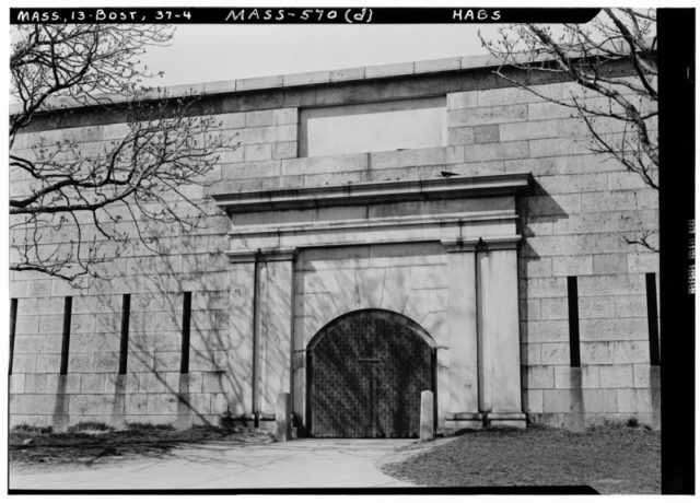 The entrance. Author: Frank O. Branzetti, Photographer