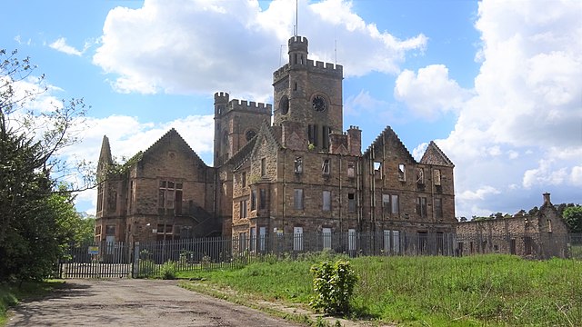 Exterior of Hartwood Hospital