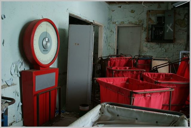 Inside the washhouse. Author: Skin – ubx from Glasgow – CC BY 2.0