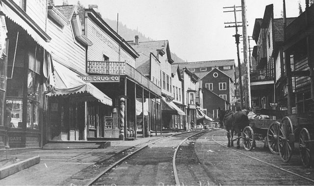 A street scene from Burke. Author: Hagerman, Daniel