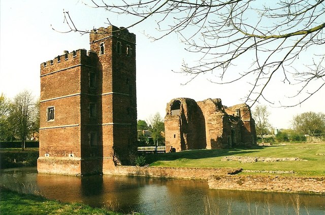 A view in the interior of the castle/ Author: Richard Croft – CC BY-SA 2.0