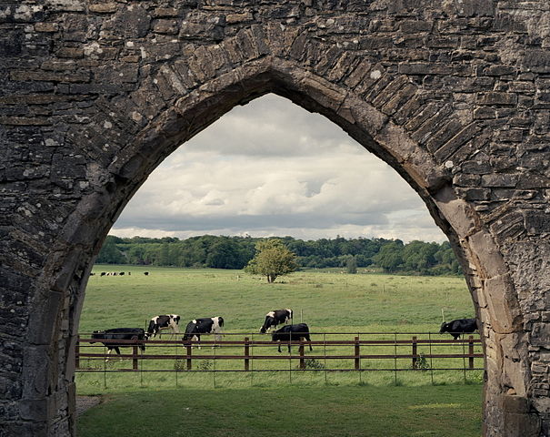 At its height, the abbey had an estate of 1600 acres. Author: Rob Hurson CC BY-SA 4.0