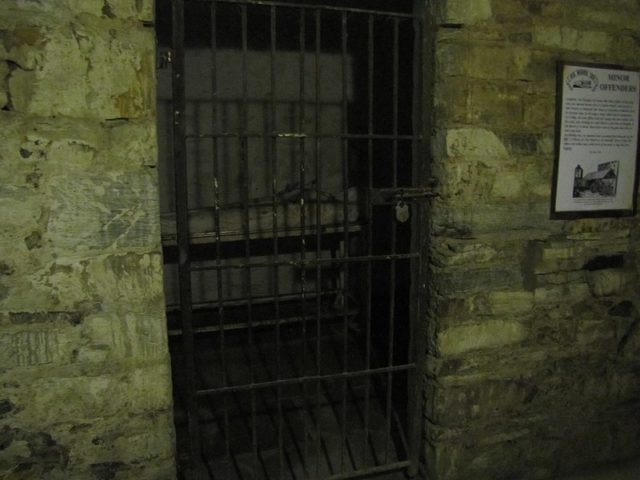 This close-up of a prison cell gives some idea of the horrible conditions. Author: Robert Linsdell CC-BY 2.0