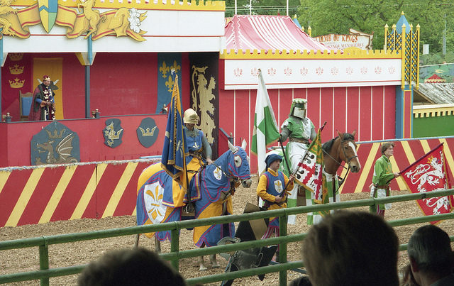 Knights of the Round Table at Camelot Theme Park, Lancashire, England – Author: Robert Linsdell – CC BY 2.0