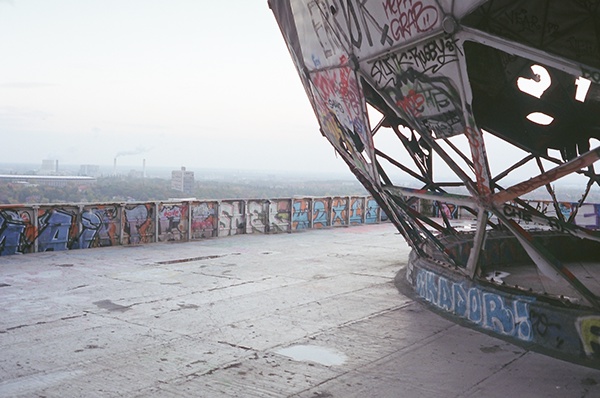 Author: Lukas Chmiel | www.lukaschmiel.com