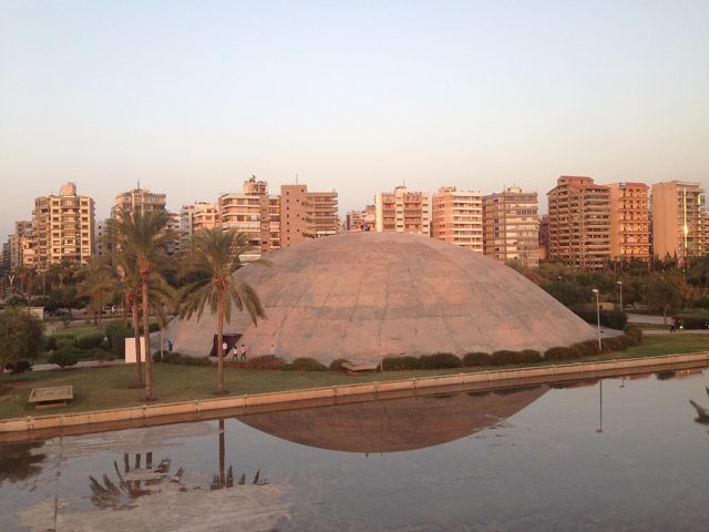 The concrete dome of the experimental theatre. Author: RomanDeckert – CC BY-SA 4.0