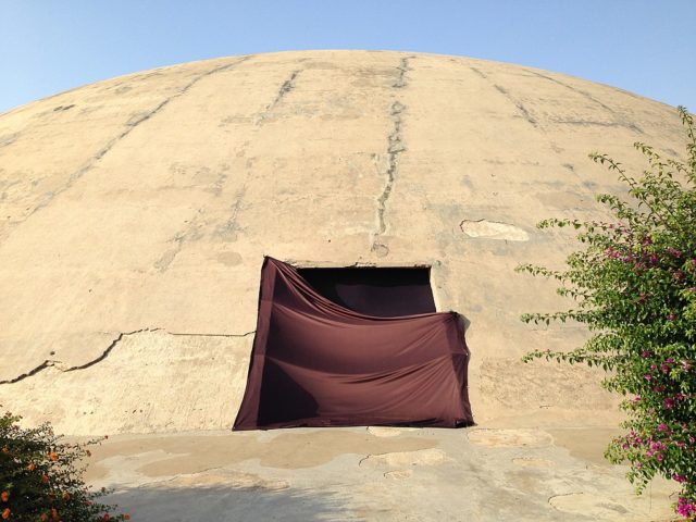 The concrete dome of the experimental theatre. Author: RomanDeckert – CC BY-SA 4.0