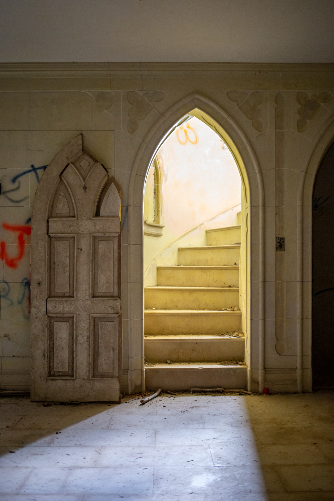 The Derelict Dundas Castle in New York Abandoned Spaces