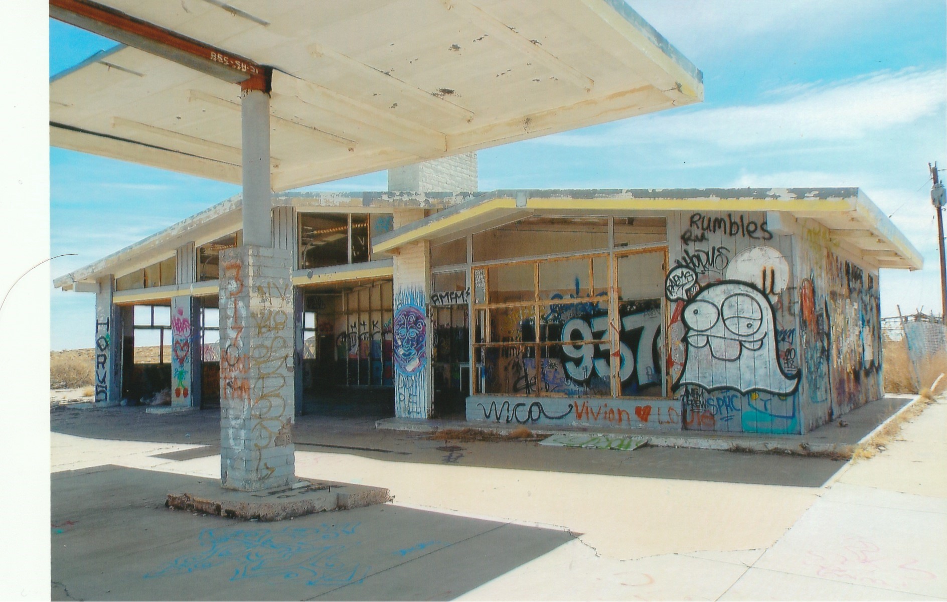 Earle and Louise Cundiff gas station. Author: Marine 69-71/Wikimedia - CC BY-SA 4.0