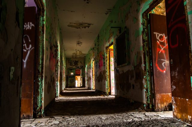 Author: Robert Roys – aflashaway.com