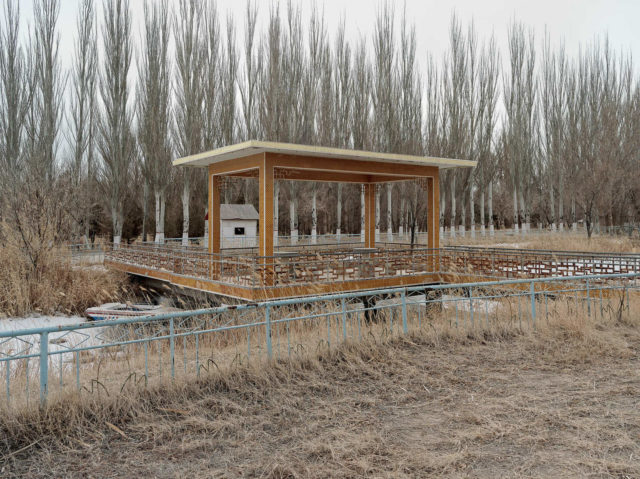 The remains of the pavilion inside the local park. Author: Li Yang – liyangphoto.com