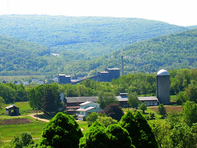 View of the Huber Breaker and a nearby farm