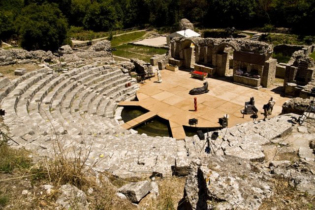 Butrint theatre. By Geoff Wong, CC BY 2.0