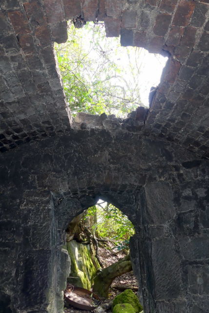 Cave. By Barry Ferguson, Flickr @lairig4