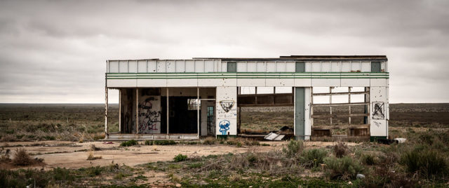 Mobil service station in Glenrio