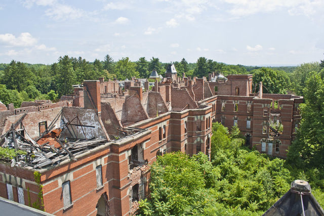 Aerial view of the exterior of Hudson State River Hospital