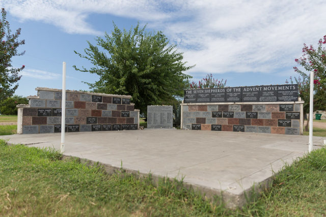 Memorial to the Branch Davidians at the Mount Carmel Center compound