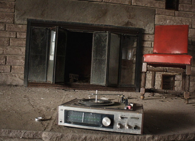 Abandoned hotel room at Grossinger's Resort