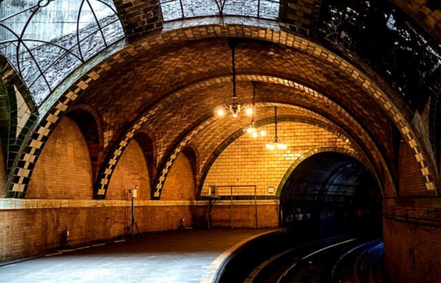 City Hall Station's platform