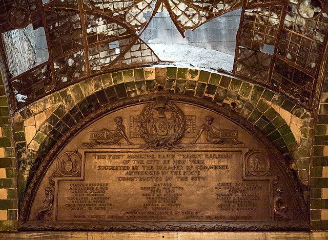 Bronze plaque at City Hall Station