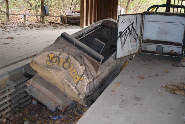 Log ride at Joyland 