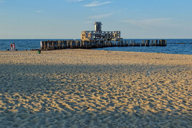 Beach with Torpedownia in the distance