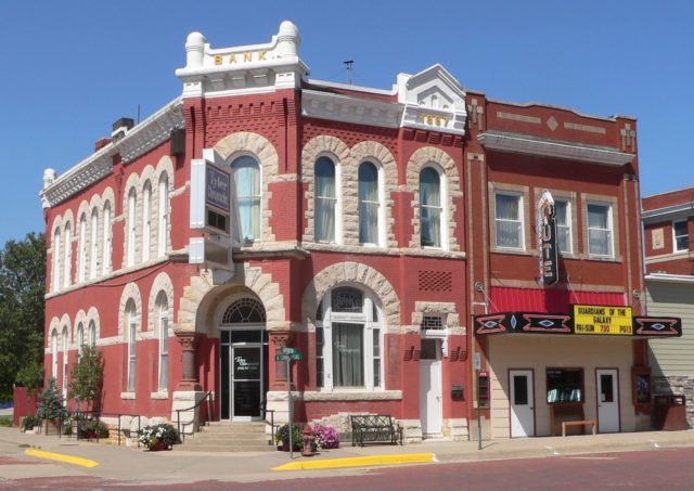 Exterior of First National Bank in Mankato, Kansas