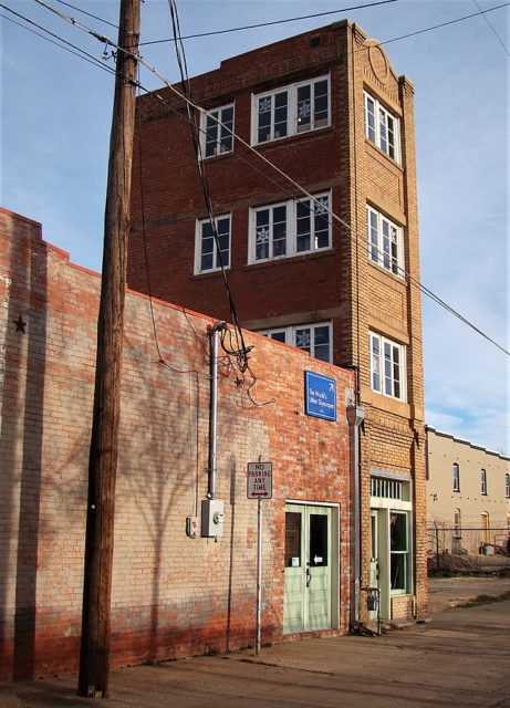 Exterior of the Newby-McMahon Building