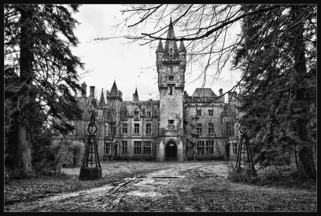 The front facade of the abandoned Miranda Castle show cases its neo-gothic style