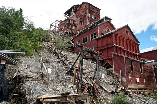The crumbling mill at Kennecott