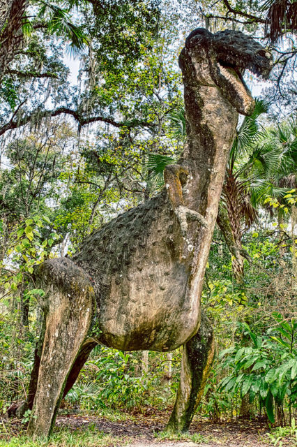 Statue of a T-rex at Bongoland