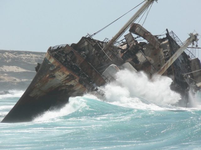 Waves hitting the wreck of the SS American Star