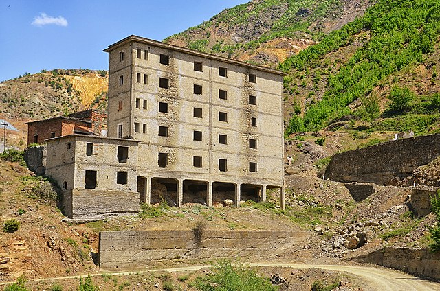 Exterior of Spaç Prison