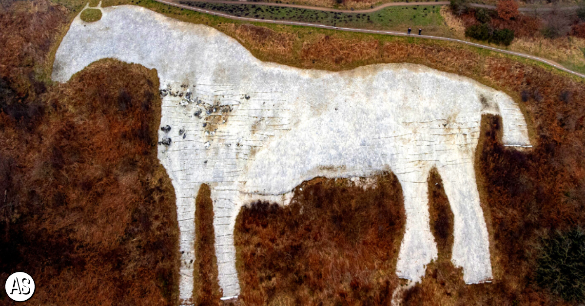 The Massive and Mysterious Chalk Figures Carved Into Britain’s