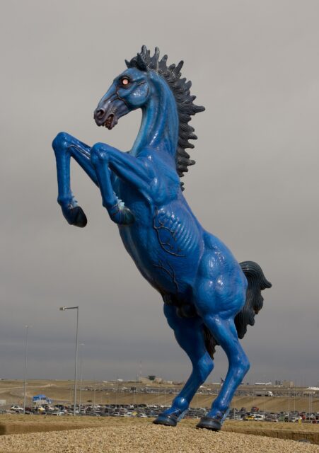 A photo of the "Mustang" sculpture at the Denver International Airport.