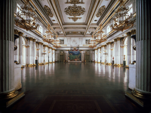 A large room at the Winter Palace.